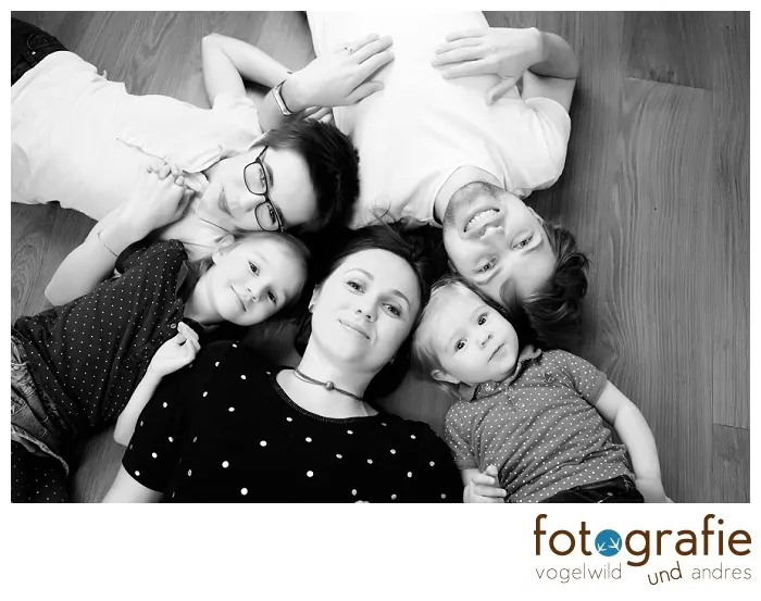 Familienfoto schwarz-weiss